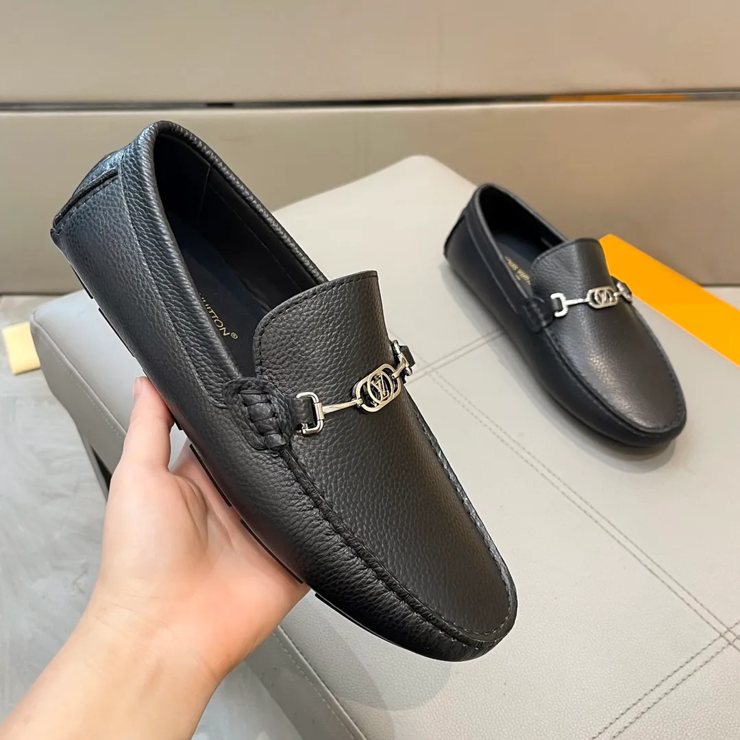 Factory price: 460💰LV men's beanie shoes 2025 official website synchronized <market top version> cowhide grain ➕ black cow lining original packaging. Size 38-45